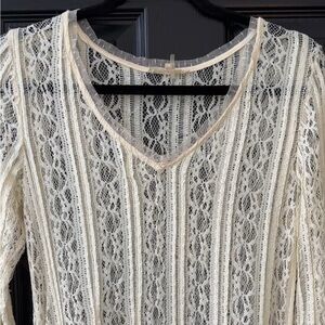 Ryu Cream Lace V-Neck Faerie Bohemian Cover up/Tunic